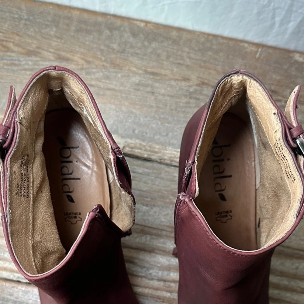 Chic Burgundy leather Wedge Ankle Boots
